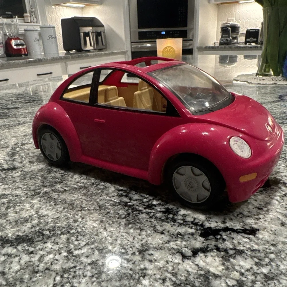 Fisher Price Loving Family Dollhouse VW BUG Pink Volkswagen NEW BEETLE Car 75342